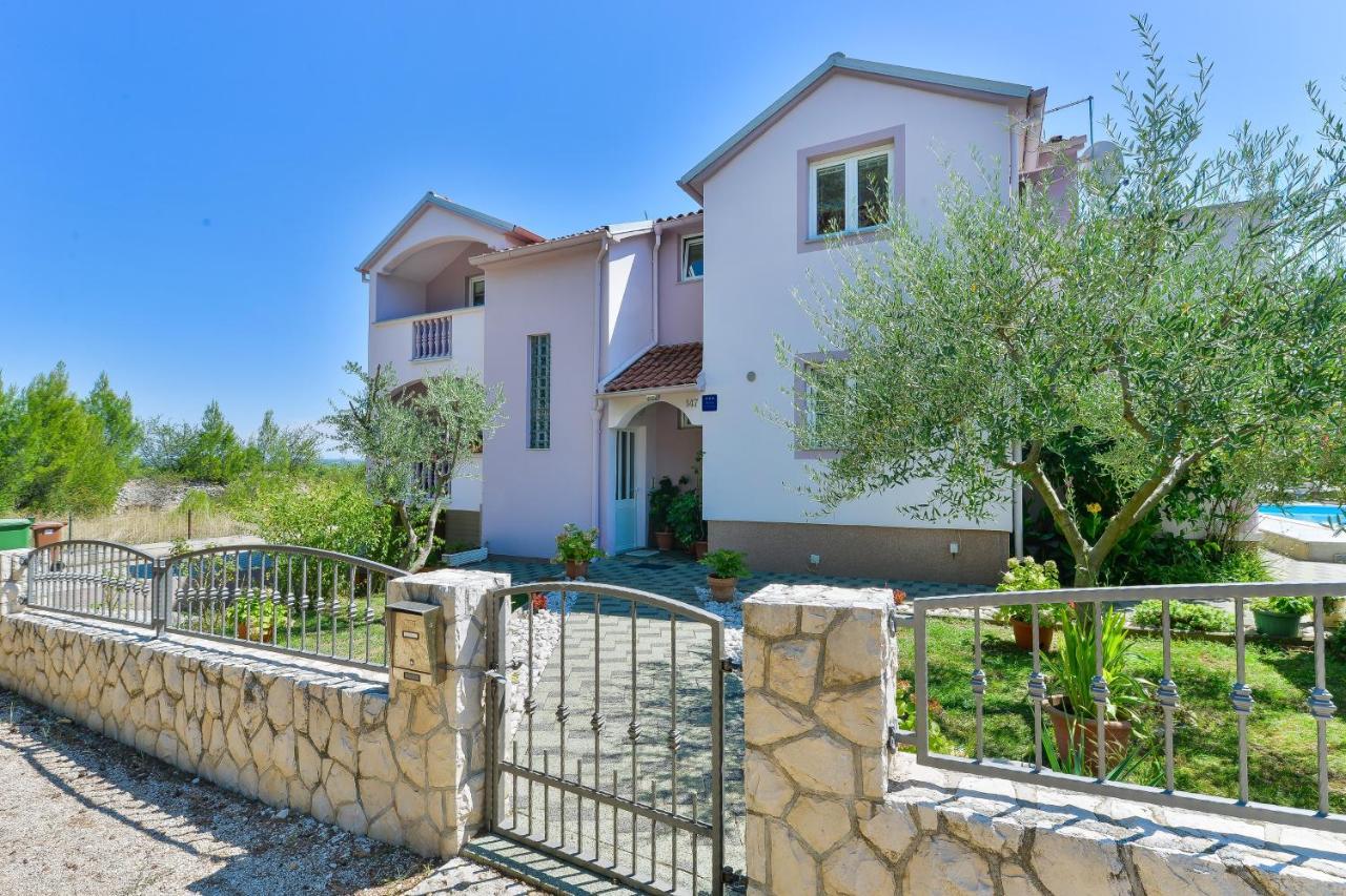Family Friendly Apartments With A Swimming Pool Zadar - 18098 Exterior photo
